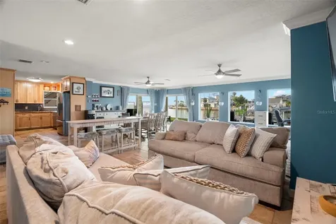 2288 Edythe Drive Dunedin FL 34698