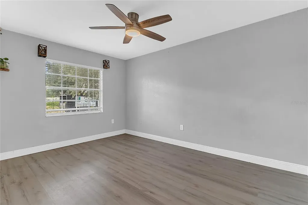 686 Moss Drive Altamonte Springs FL 32714