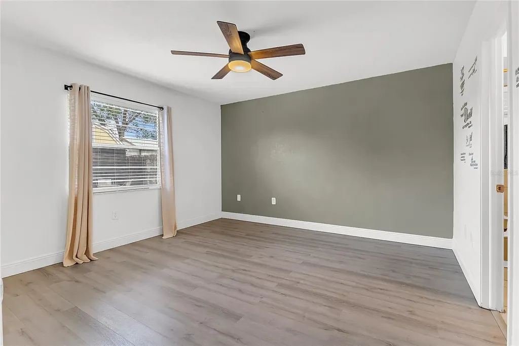 686 Moss Drive Altamonte Springs FL 32714