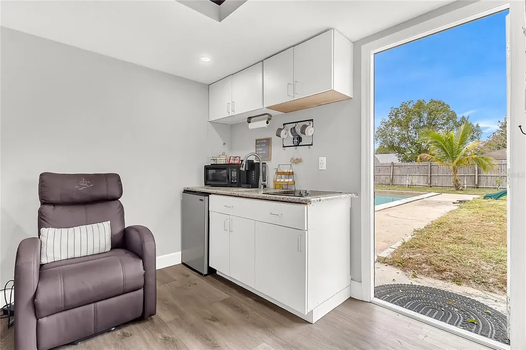 686 Moss Drive Altamonte Springs FL 32714