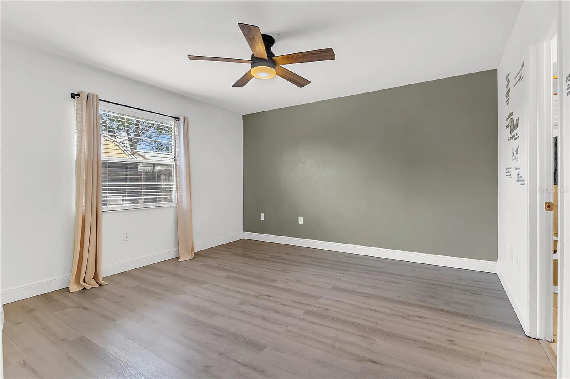 686 Moss Drive Altamonte Springs FL 32714