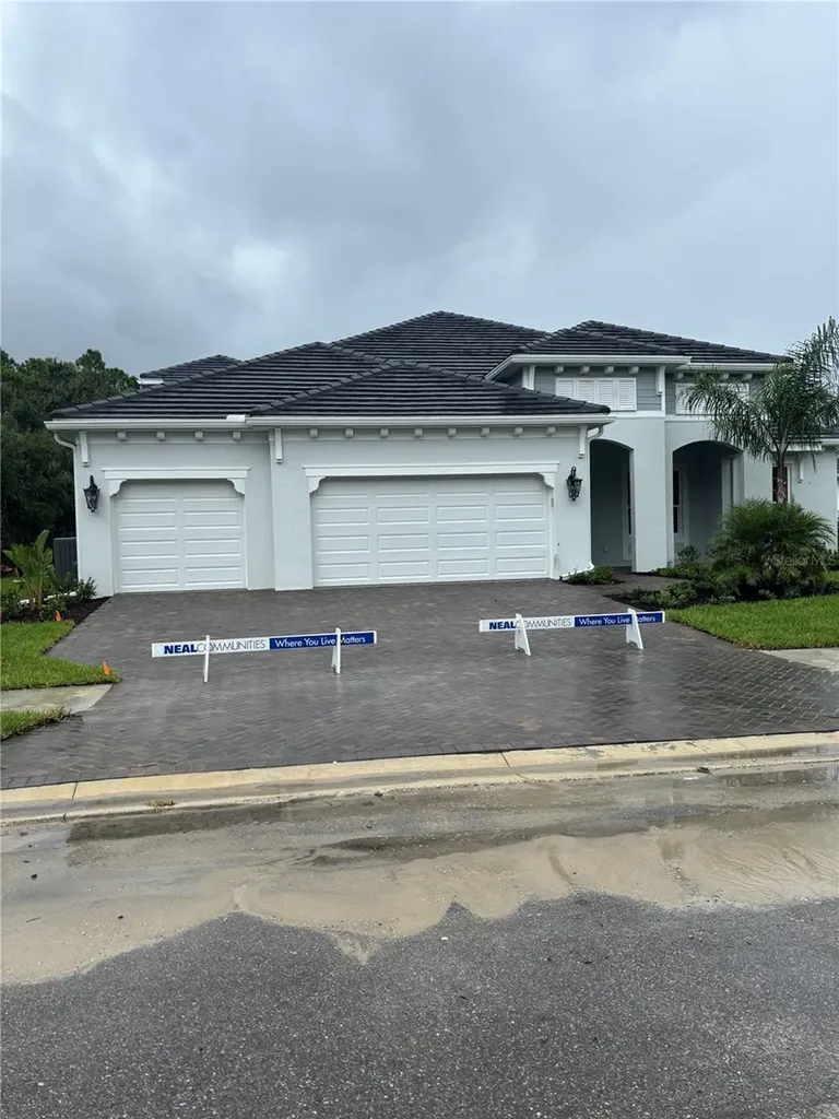 10033 Santa Fe Lake Court Sarasota FL 34241