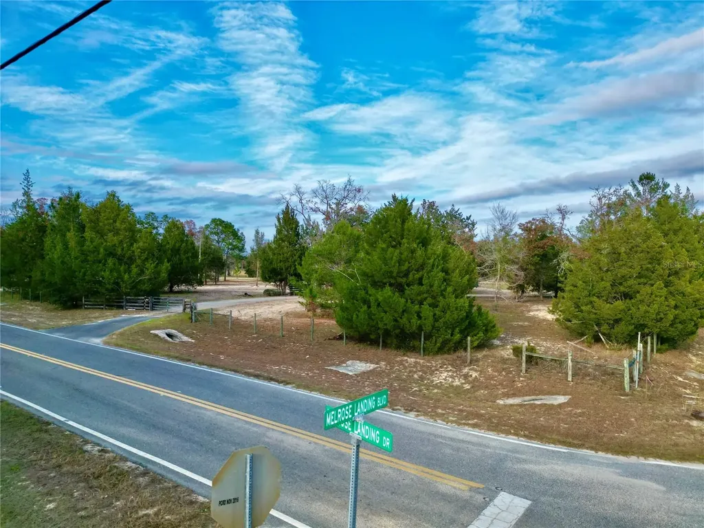 276 Melrose Landing Boulevard Hawthorne FL 32640