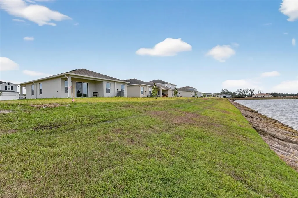 3327 Hopewell Avenue Palmetto FL 34221