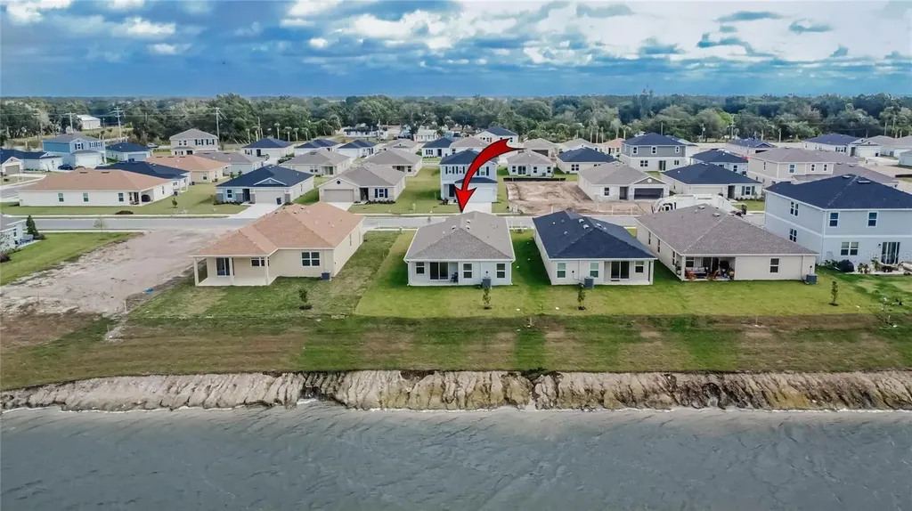 3327 Hopewell Avenue Palmetto FL 34221
