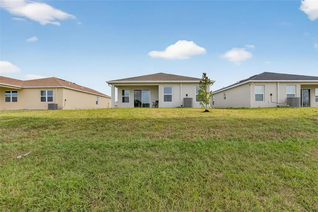3327 Hopewell Avenue Palmetto FL 34221