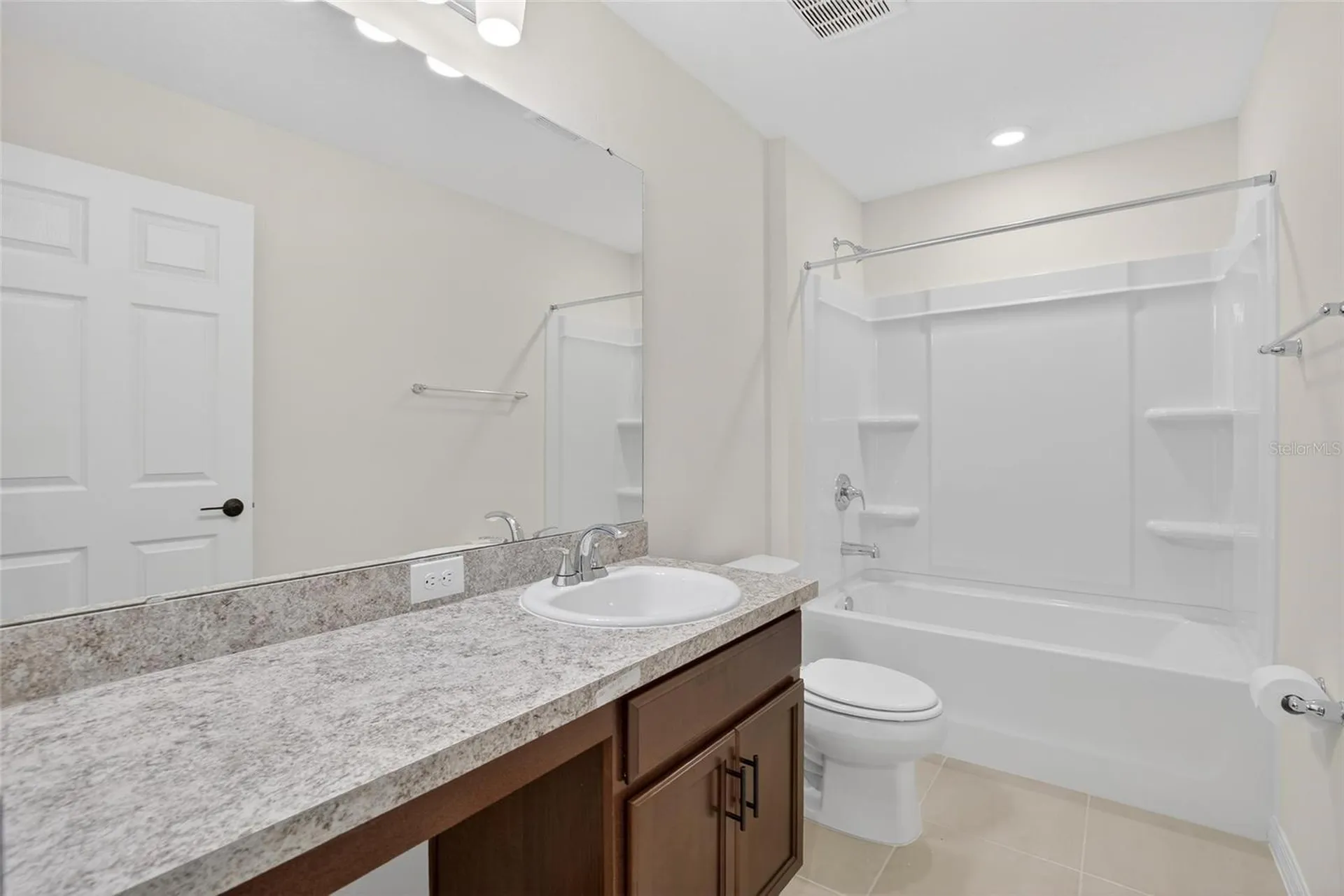 3327 Hopewell Avenue Palmetto FL 34221