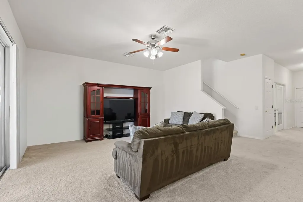1411 Main Street Valrico FL 33594