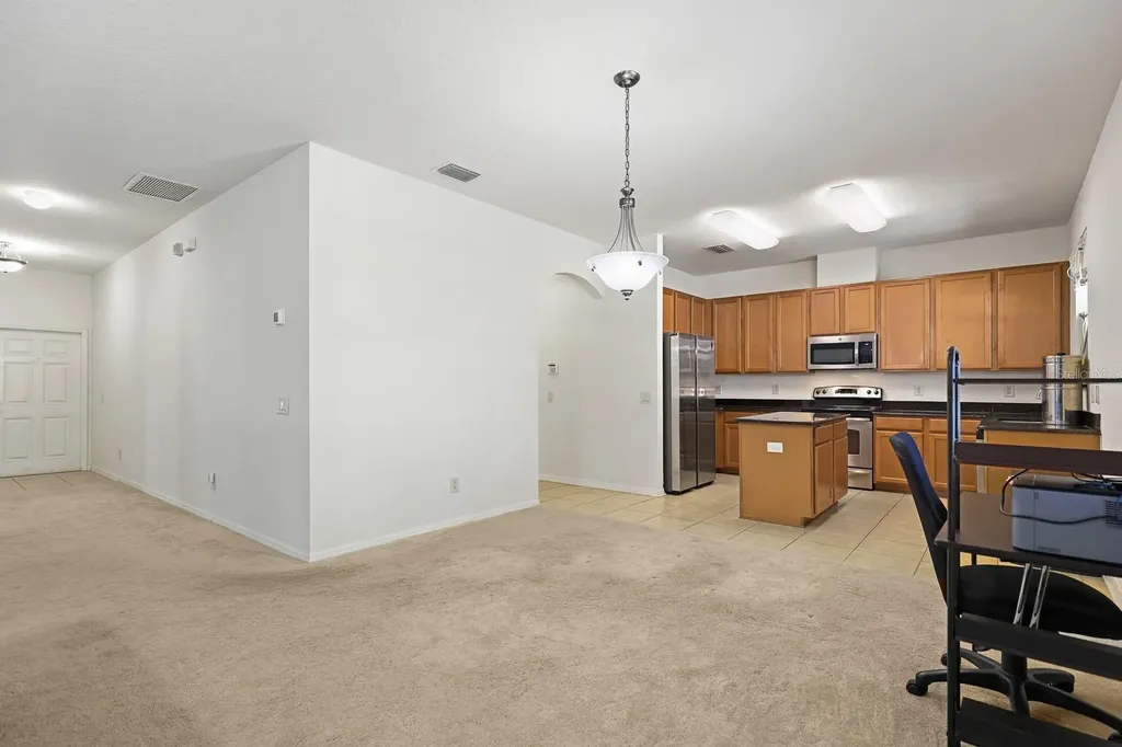 1411 Main Street Valrico FL 33594