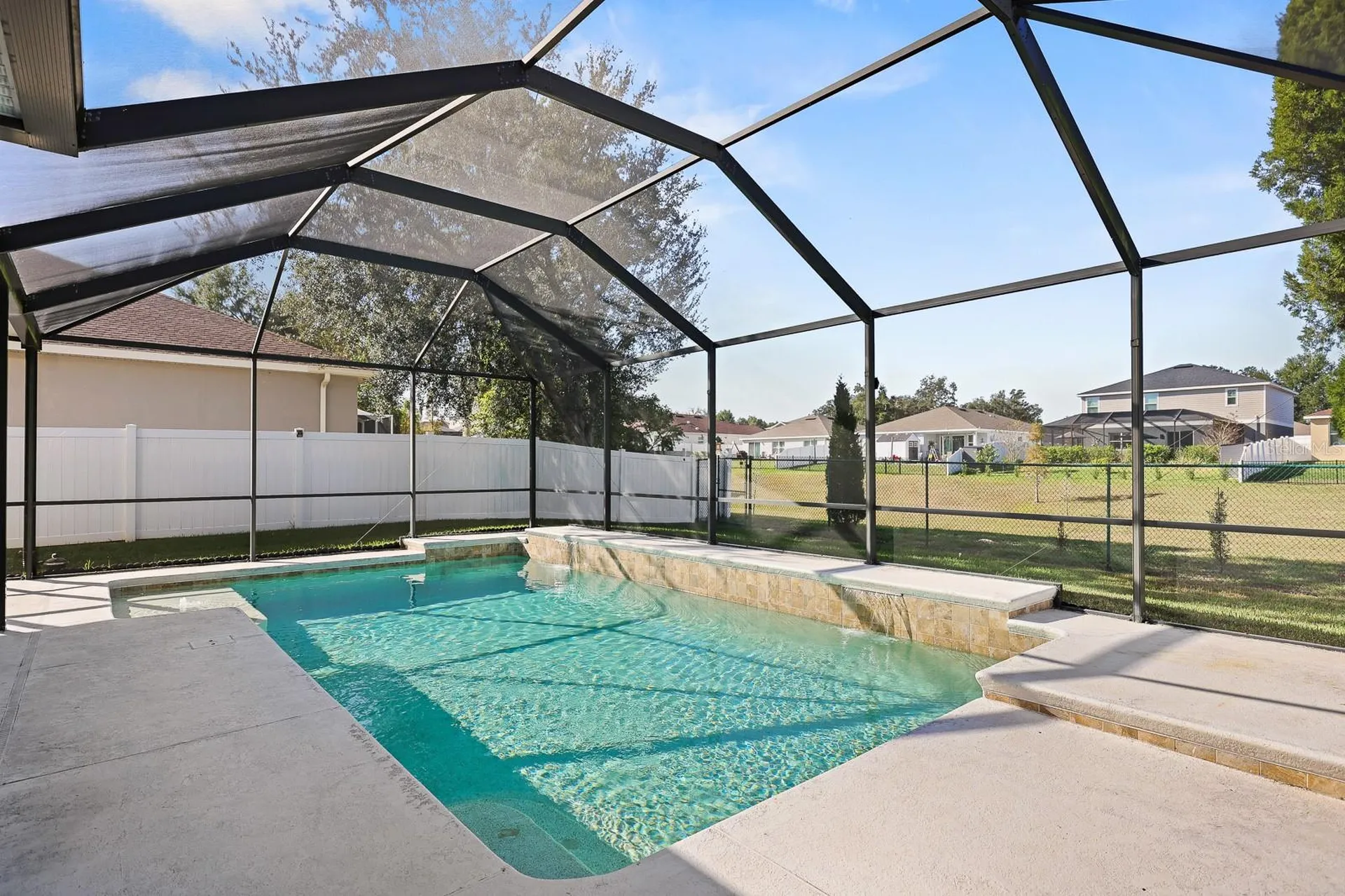 1411 Main Street Valrico FL 33594