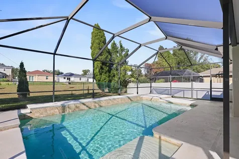 1411 Main Street Valrico FL 33594
