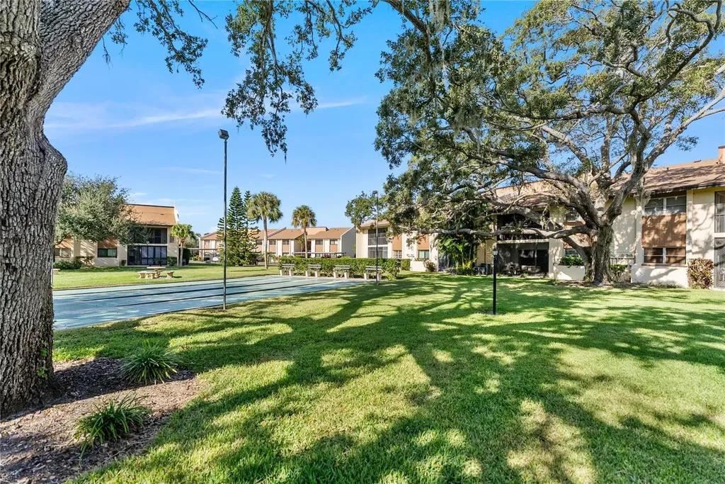 2401 Clubhouse Circle Sarasota FL 34232