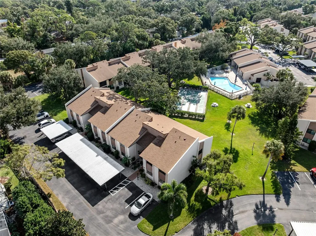 2401 Clubhouse Circle Sarasota FL 34232