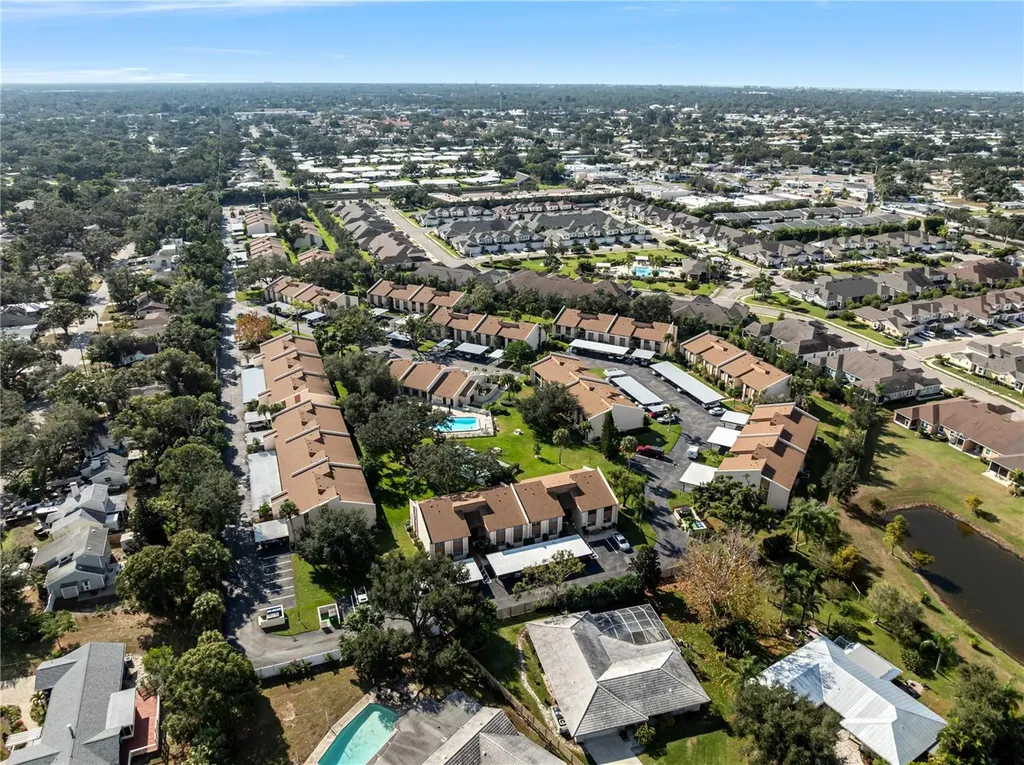 2401 Clubhouse Circle Sarasota FL 34232