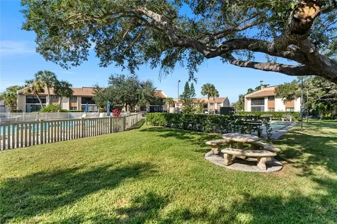 2401 Clubhouse Circle Sarasota FL 34232