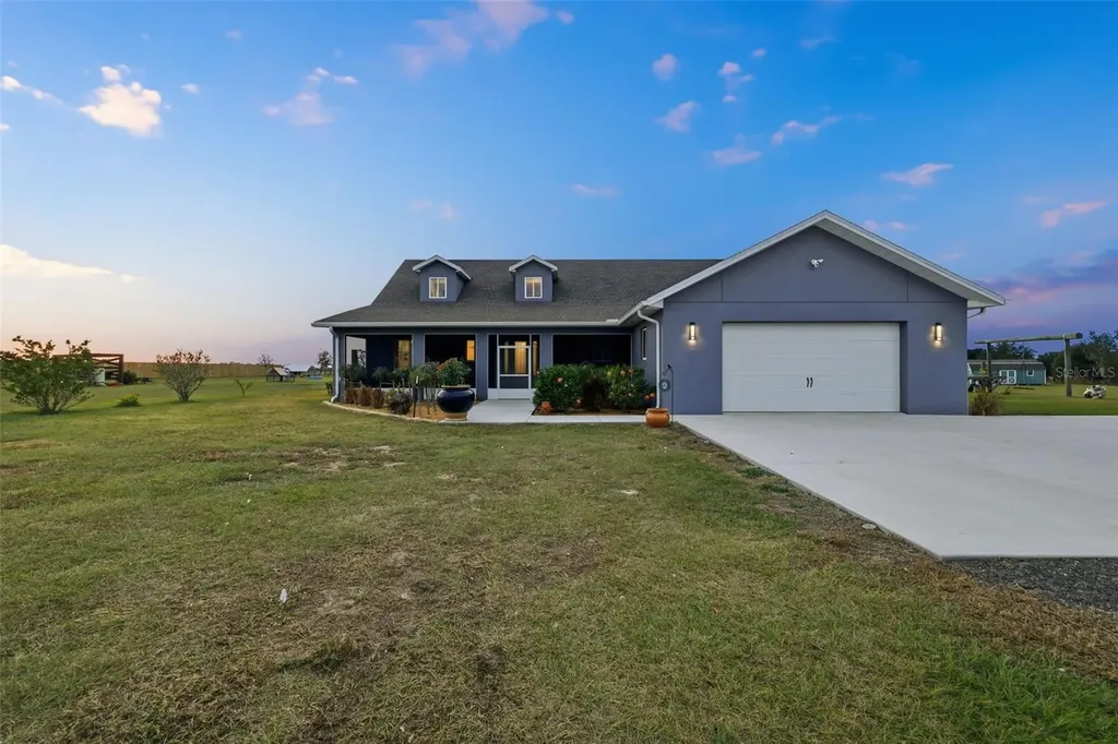 17165 Lake Iola Road Dade City FL 33523