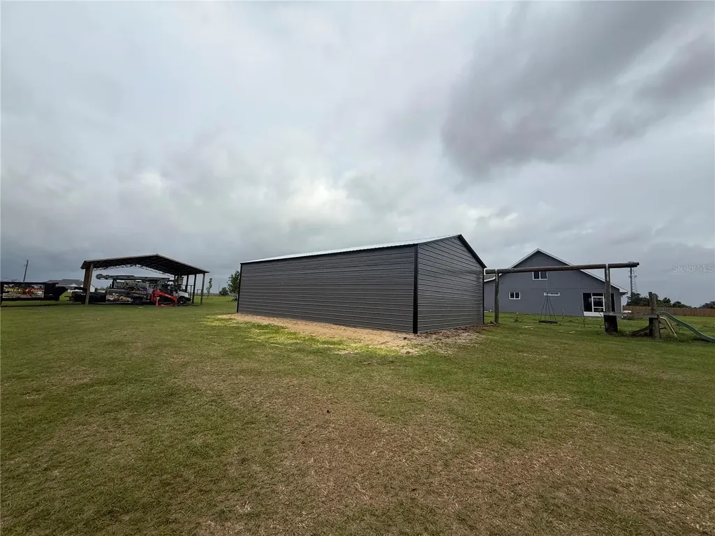 17165 Lake Iola Road Dade City FL 33523