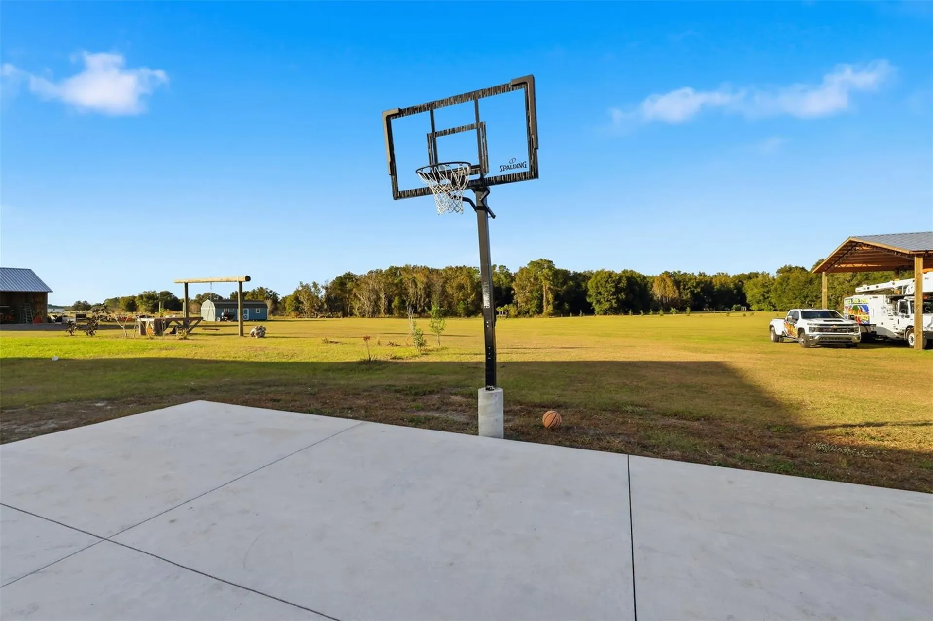 17165 Lake Iola Road Dade City FL 33523