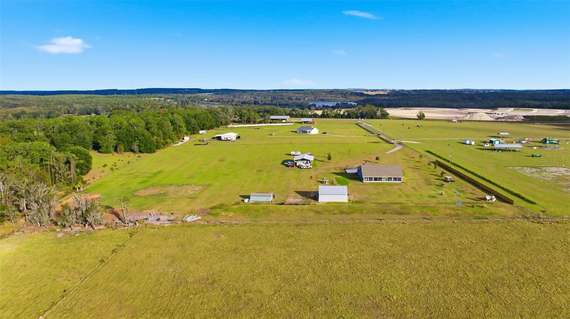17165 Lake Iola Road Dade City FL 33523