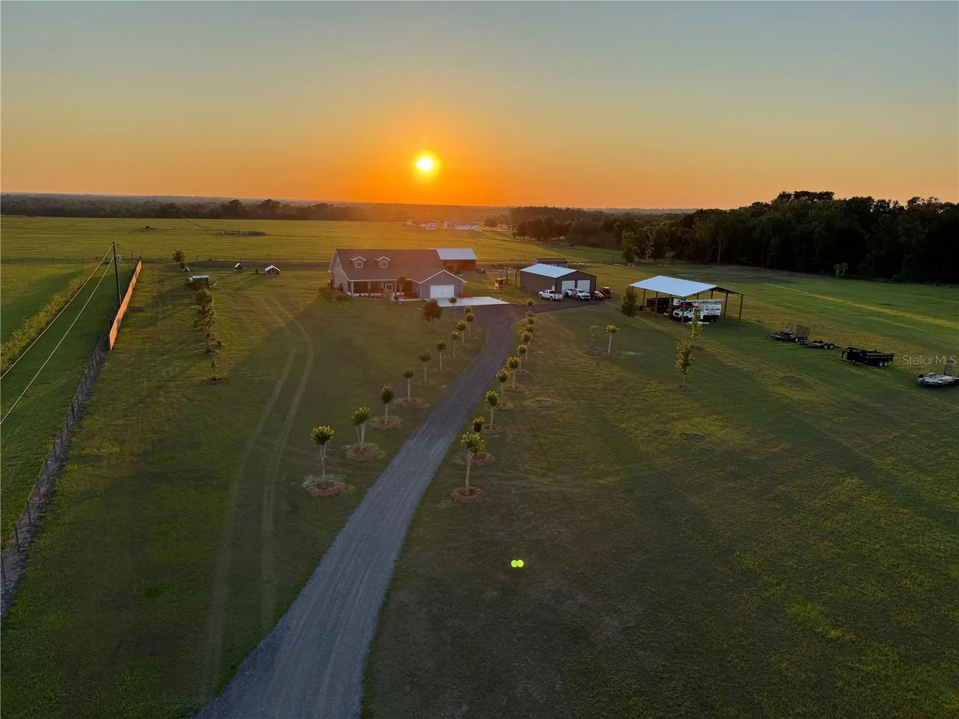 17165 Lake Iola Road Dade City FL 33523