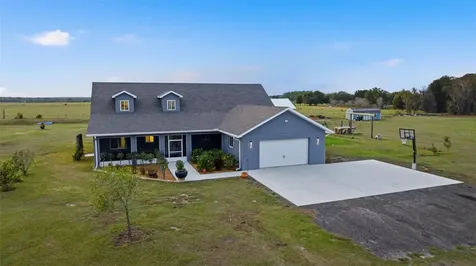 17165 Lake Iola Road Dade City FL 33523