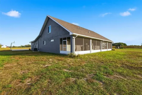17165 Lake Iola Road Dade City FL 33523