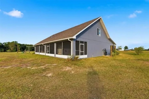 17165 Lake Iola Road Dade City FL 33523