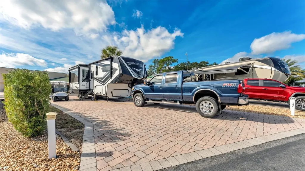 16404 Bay Street Clermont FL 34714