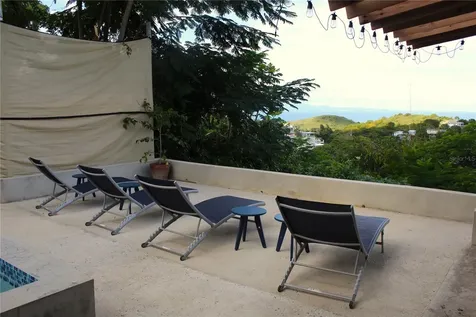 210 Vista Bella Vieques PR 00765