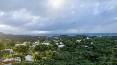 210 Vista Bella Vieques PR 00765