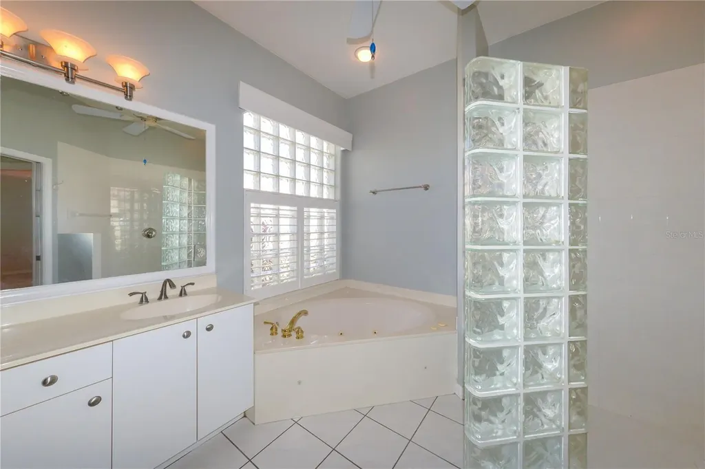 10263 Shadow Run Court Punta Gorda FL 33955
