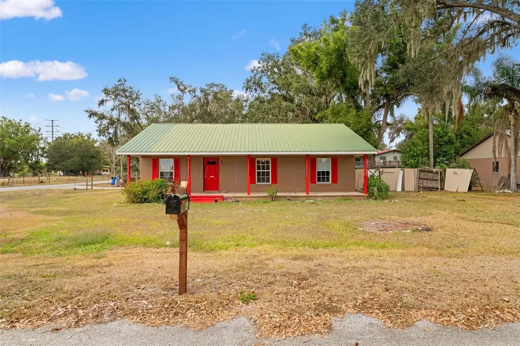 842 S Hendry Avenue Fort Meade FL 33841