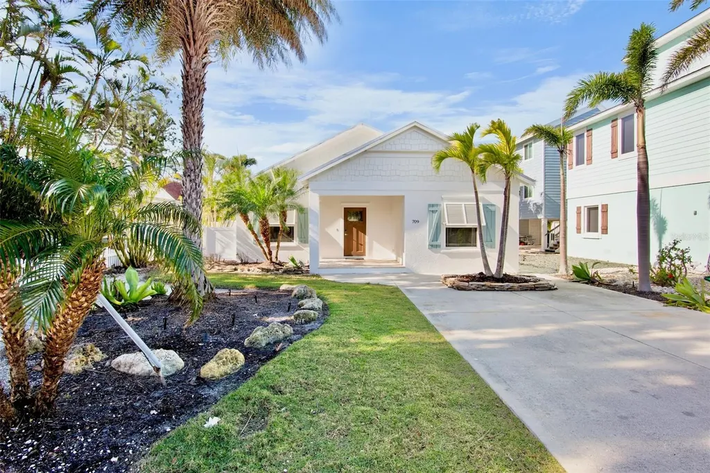 709 Fern Street Anna Maria FL 34216
