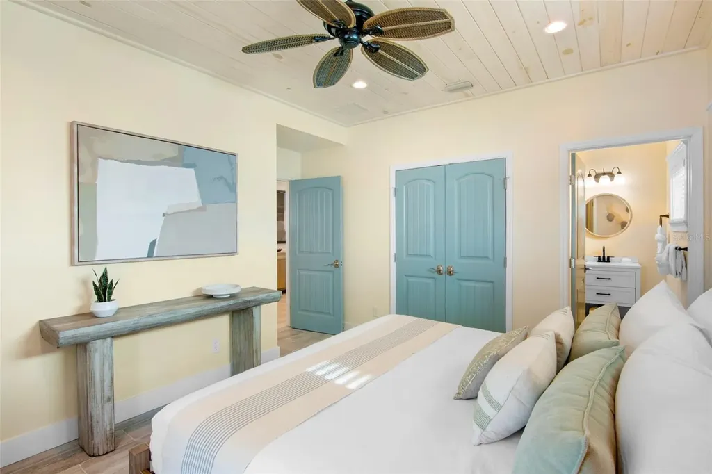 709 Fern Street Anna Maria FL 34216