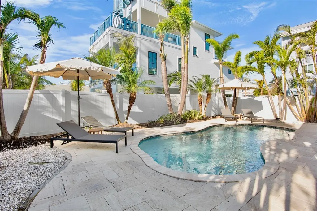 709 Fern Street Anna Maria FL 34216