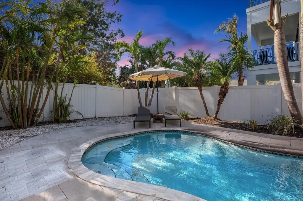 709 Fern Street Anna Maria FL 34216