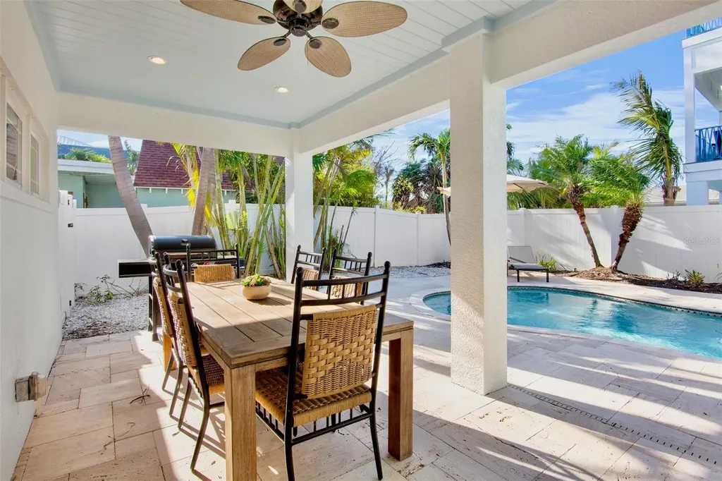 709 Fern Street Anna Maria FL 34216