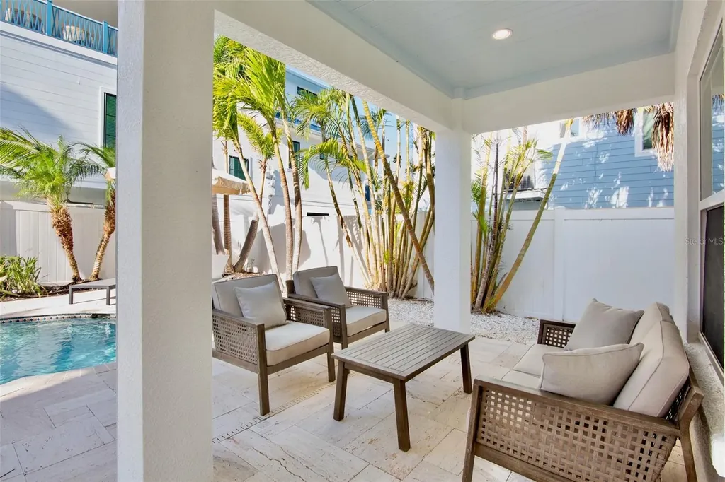 709 Fern Street Anna Maria FL 34216