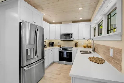 709 Fern Street Anna Maria FL 34216