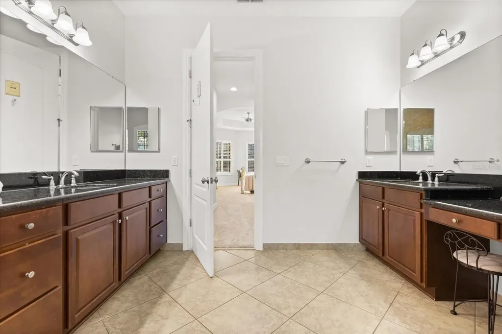 1261 Bella Vista Circle Longwood FL 32779