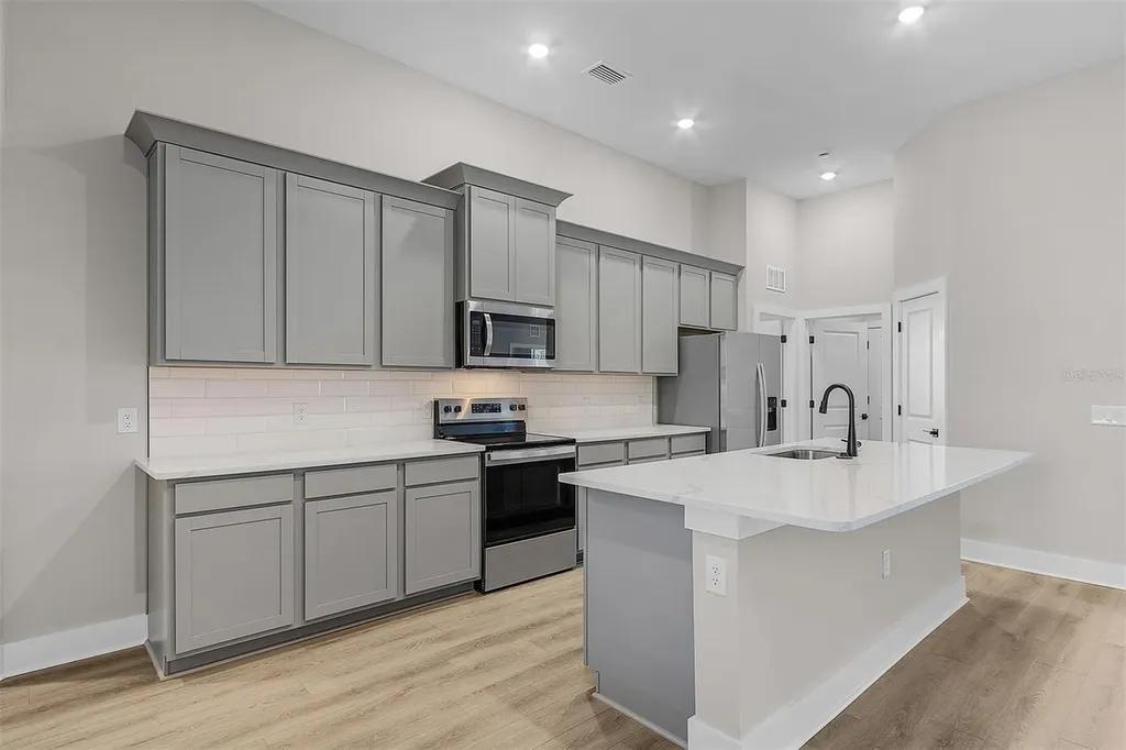 5025 White Avenue Port Charlotte FL 33981