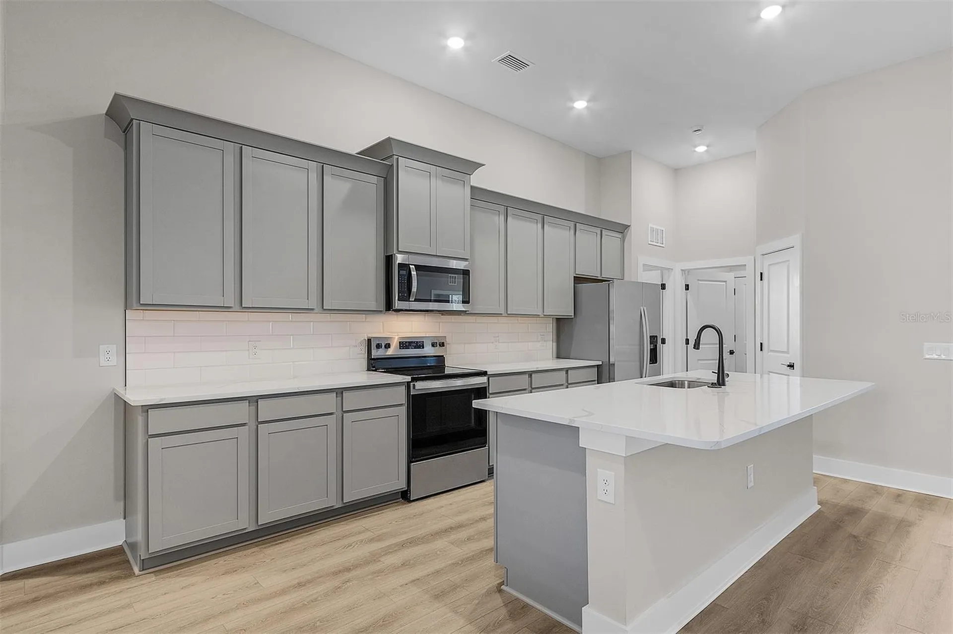 5025 White Avenue Port Charlotte FL 33981