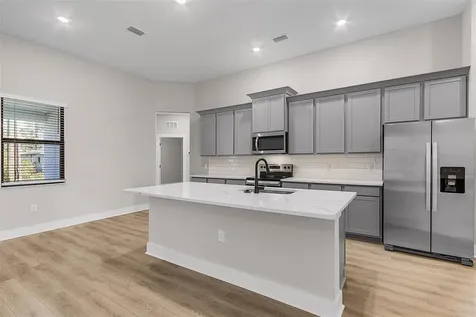 5025 White Avenue Port Charlotte FL 33981