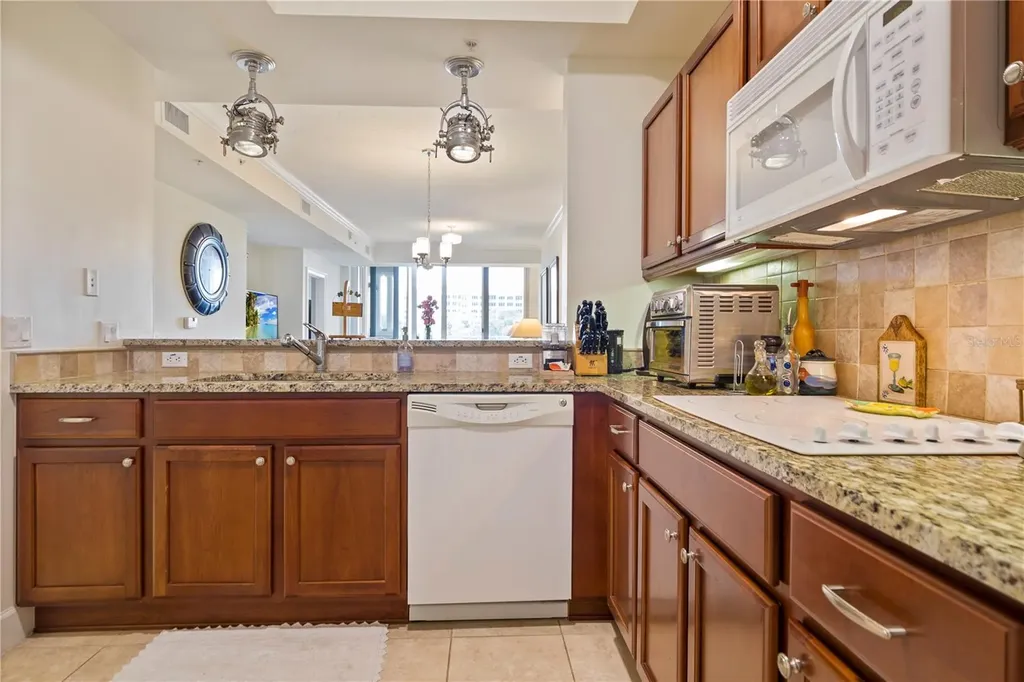 102 Yacht Harbor Drive Palm Coast FL 32137