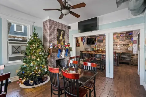 312 E Tarpon Avenue Tarpon Springs FL 34689