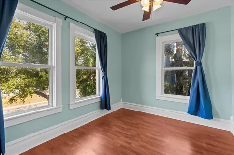 312 E Tarpon Avenue Tarpon Springs FL 34689