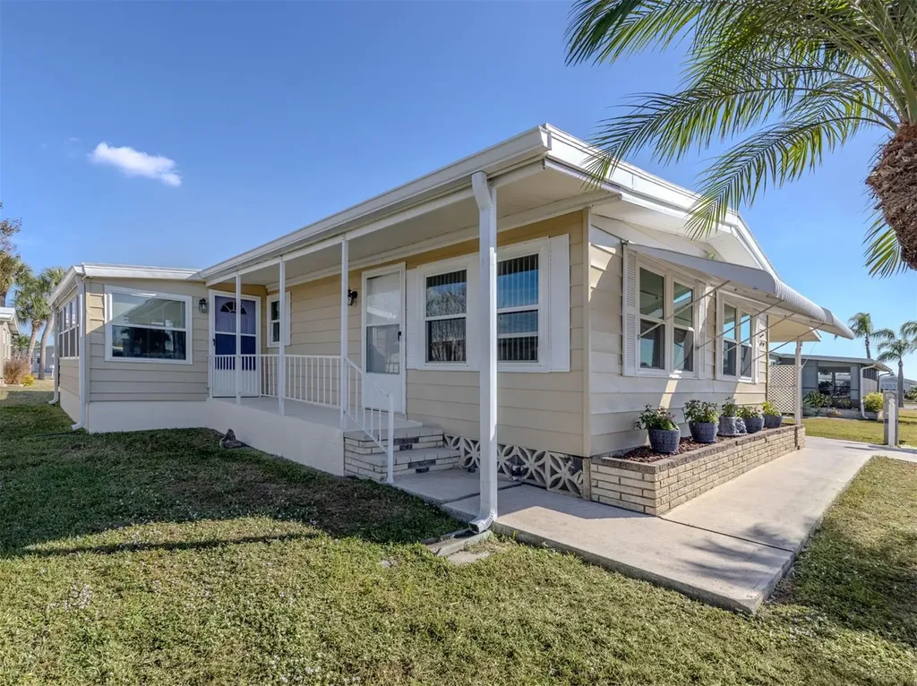 145 Seaward Way North Port FL 34287