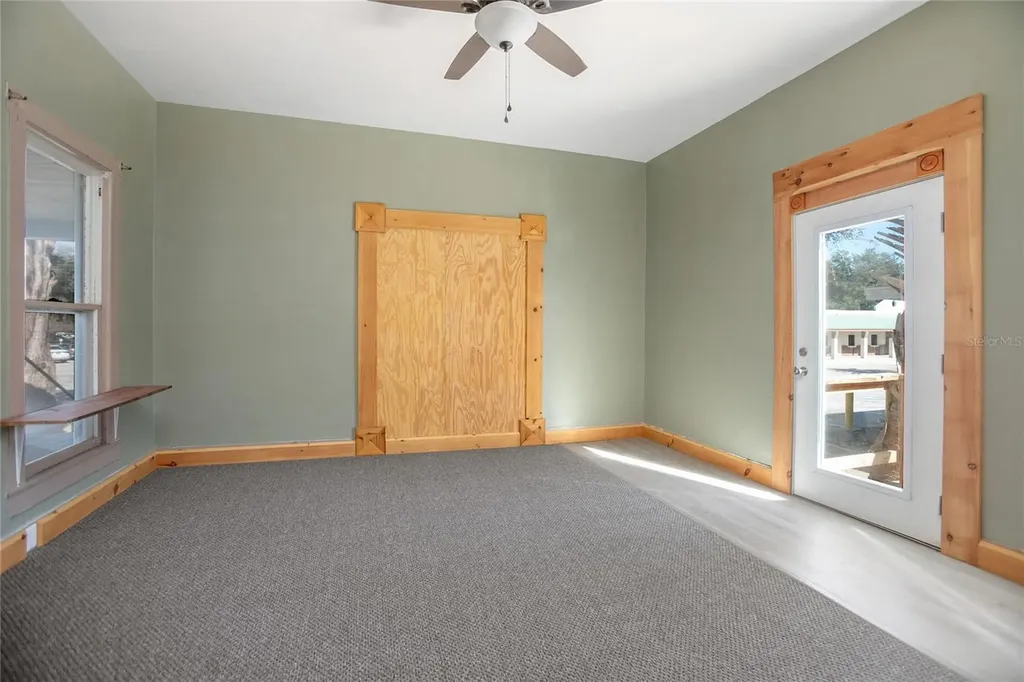 128 E Rich Avenue Deland FL 32724