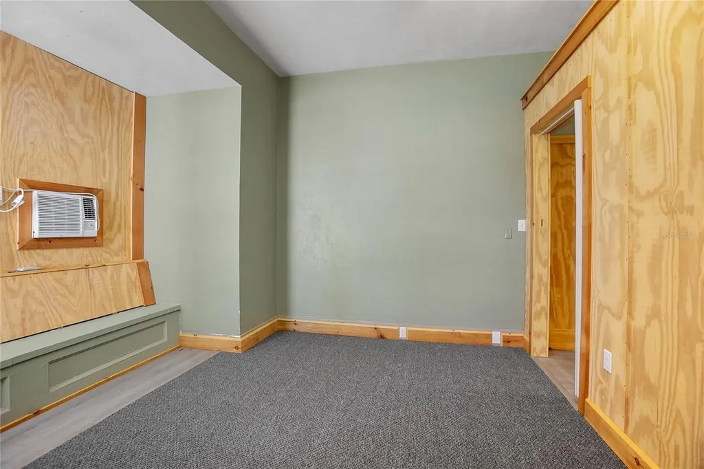 128 E Rich Avenue Deland FL 32724