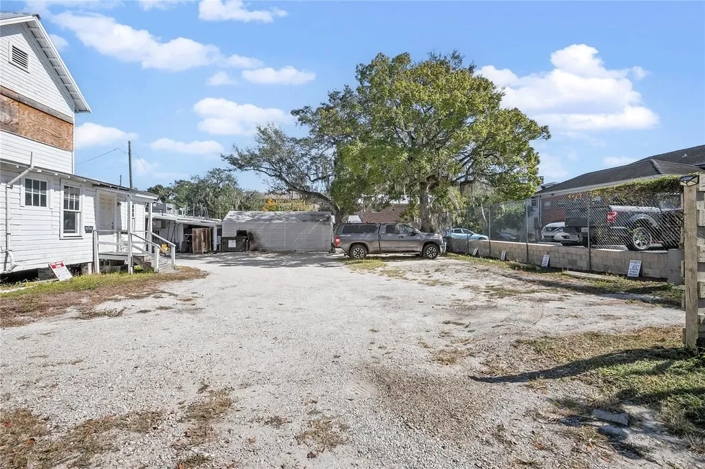 128 E Rich Avenue Deland FL 32724